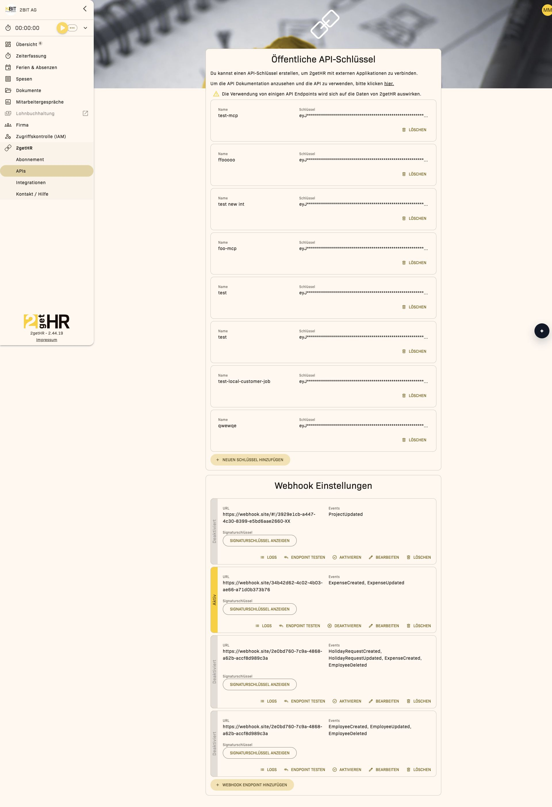 API-Schlüssel und Webhook-Einstellungen auf einer Seite